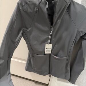FIGS Women’s Charcoal Gray Zip jacket